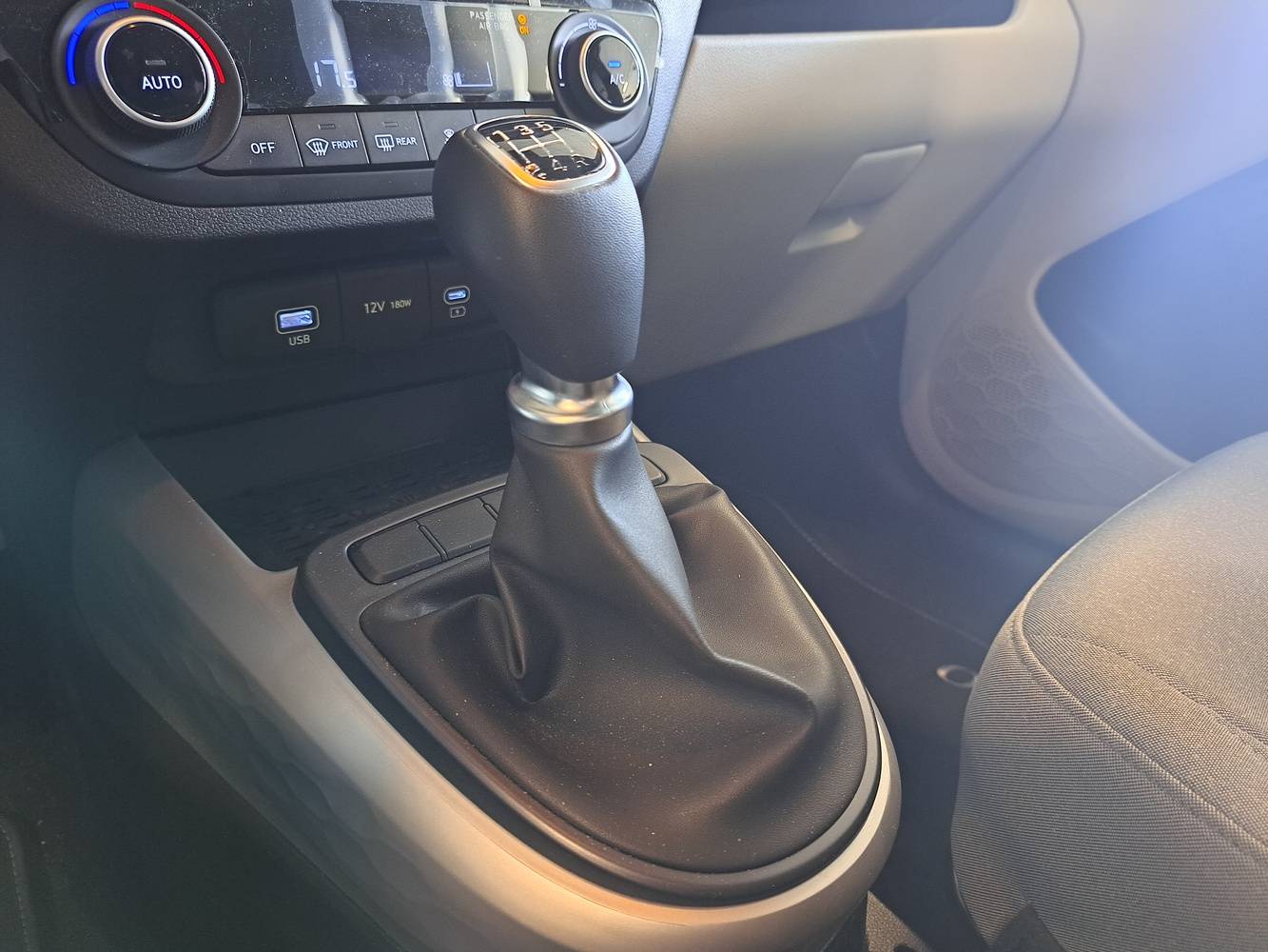 HYUNDAI I10 - Foto 17