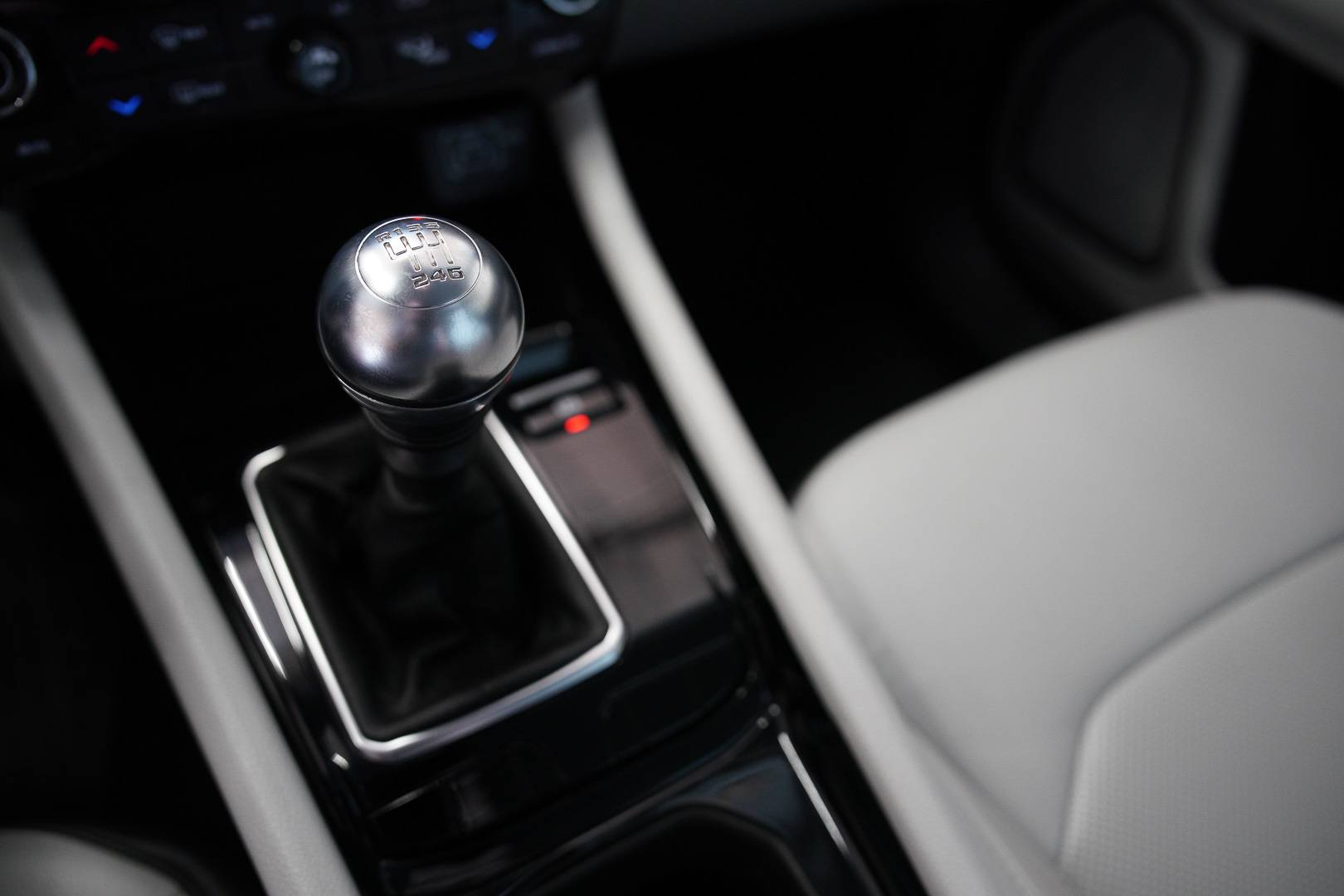 JEEP Compass - Foto 18