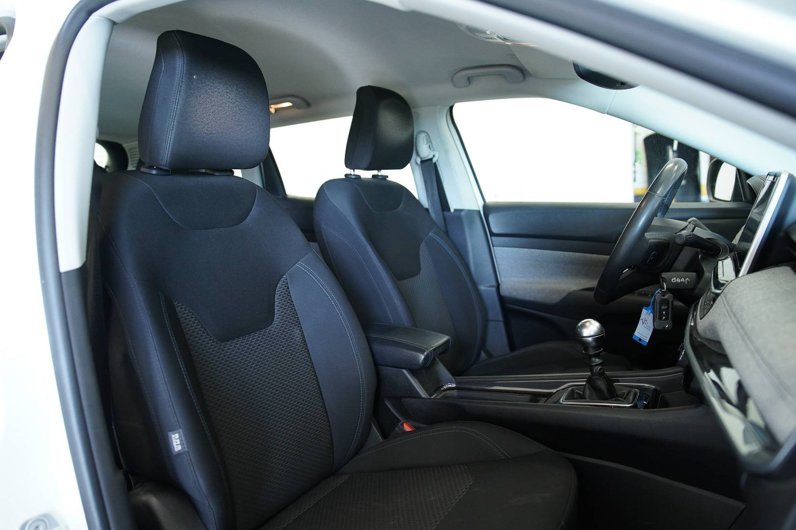 JEEP Compass - Foto 20