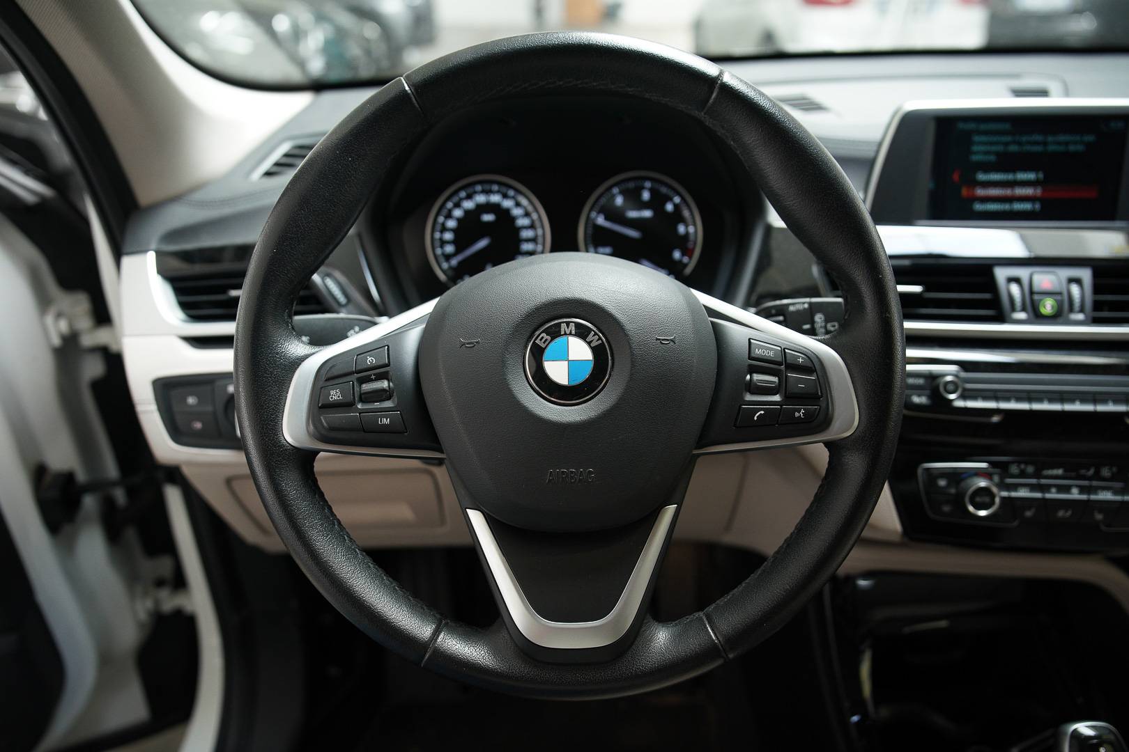 BMW X1 - Foto 10