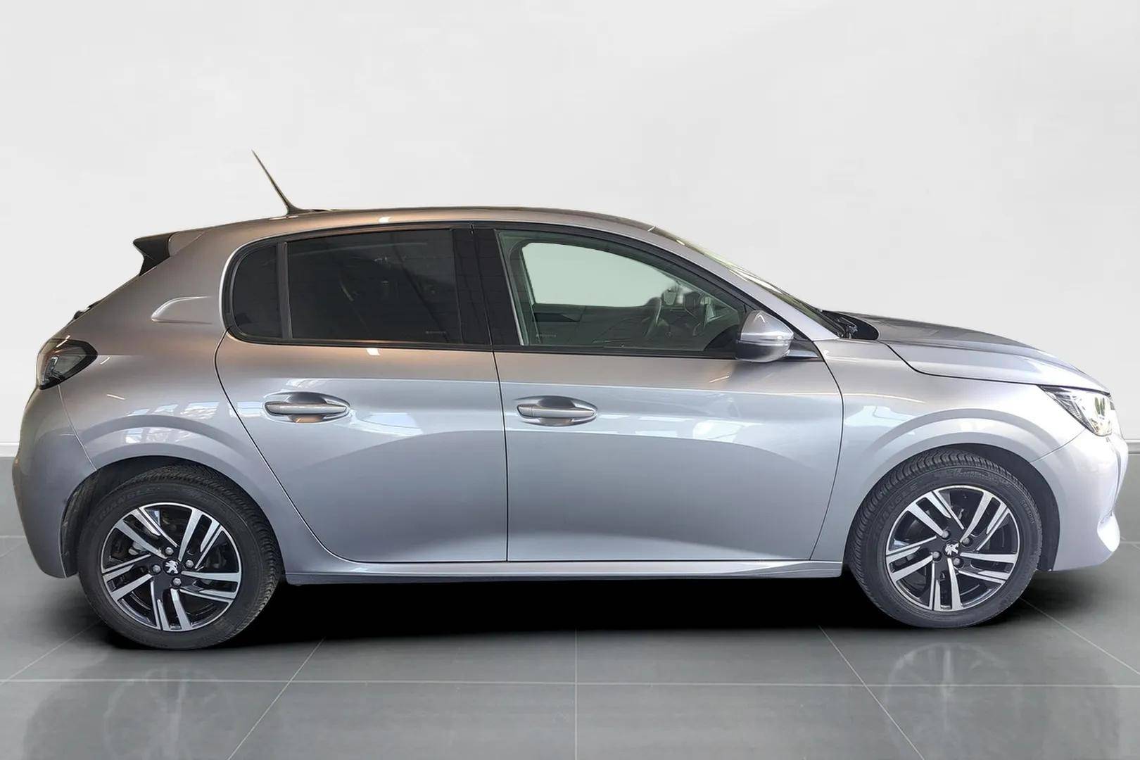PEUGEOT 208 - Foto 4
