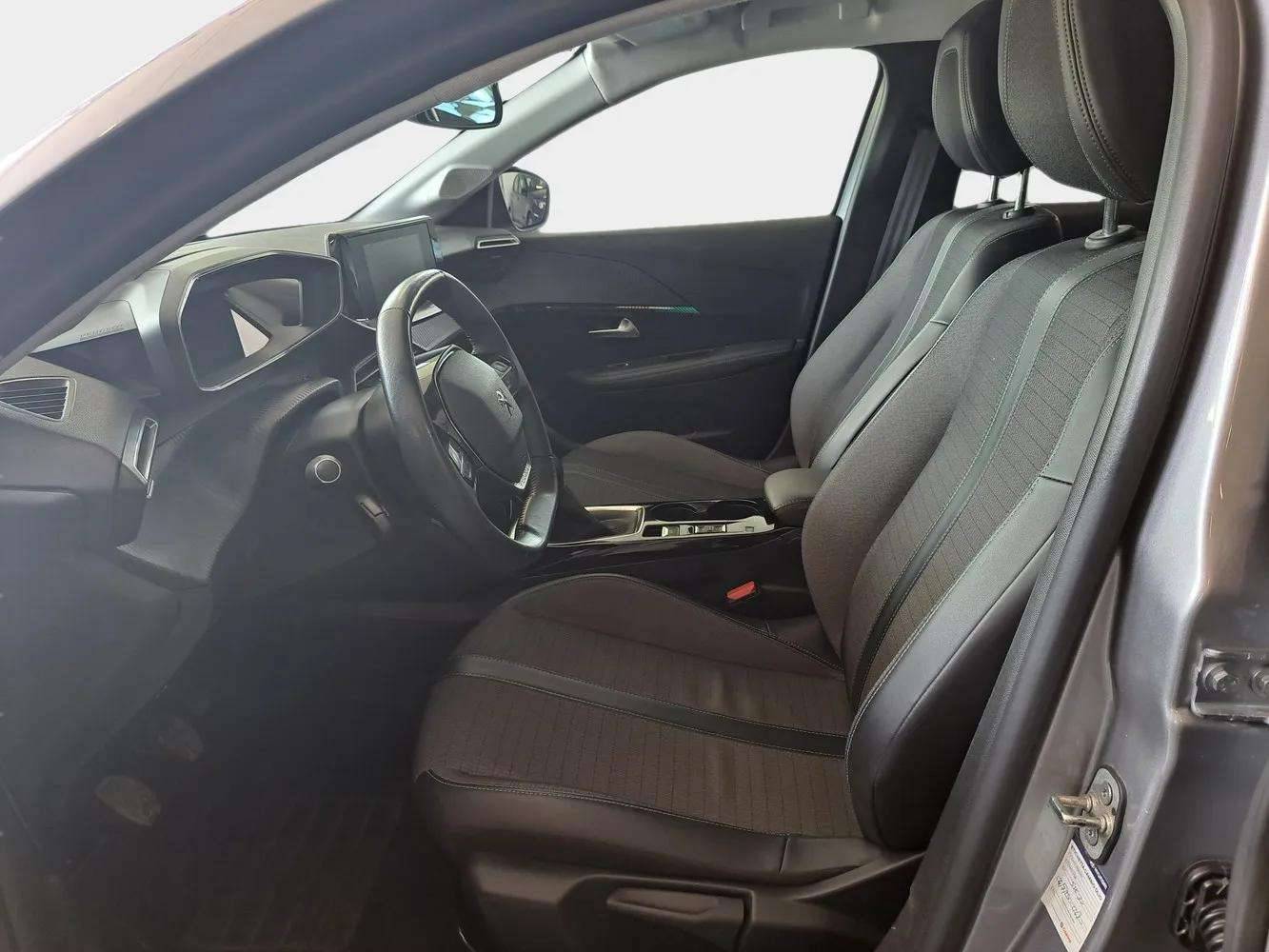 PEUGEOT 208 - Foto 14