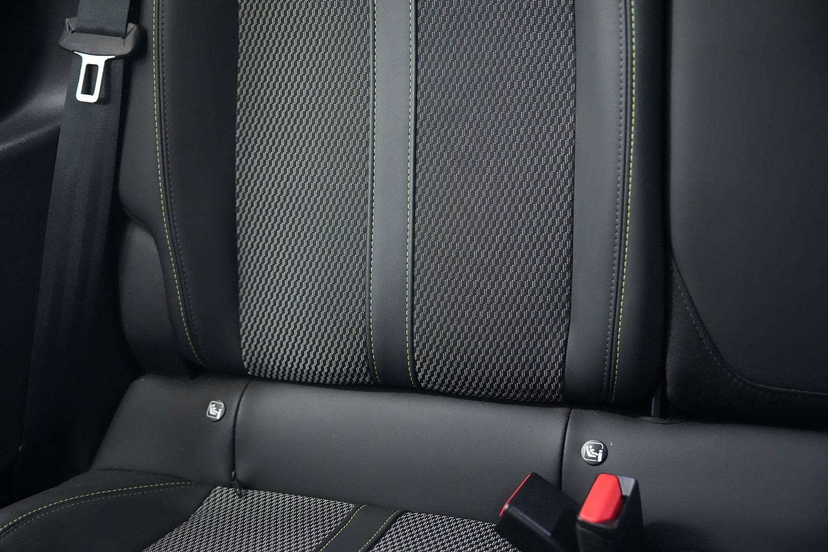 PEUGEOT 208 - Foto 1
