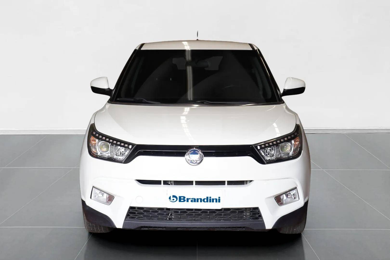 Auto Venduta - SSANGYONG Tivoli Tivoli 1.6 Be Visual Hot 2wd auto usata in pronta consegna - Brandini