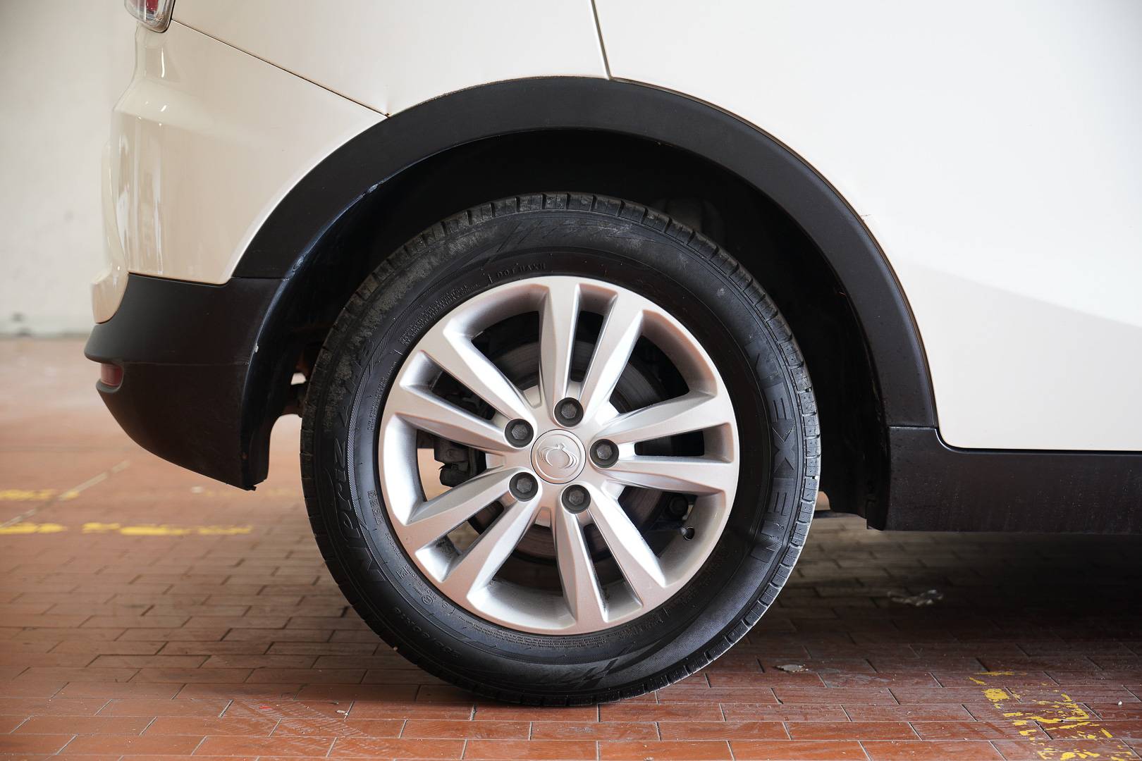 Auto Venduta - SSANGYONG Tivoli Tivoli 1.6 Be Visual Hot 2wd auto usata in pronta consegna - Brandini