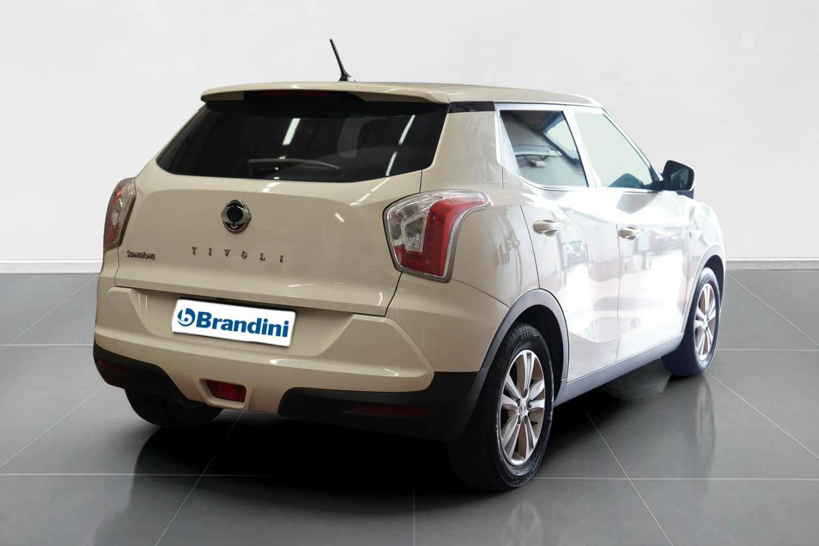 Auto Venduta - SSANGYONG Tivoli Tivoli 1.6 Be Visual Hot 2wd auto usata in pronta consegna - Brandini