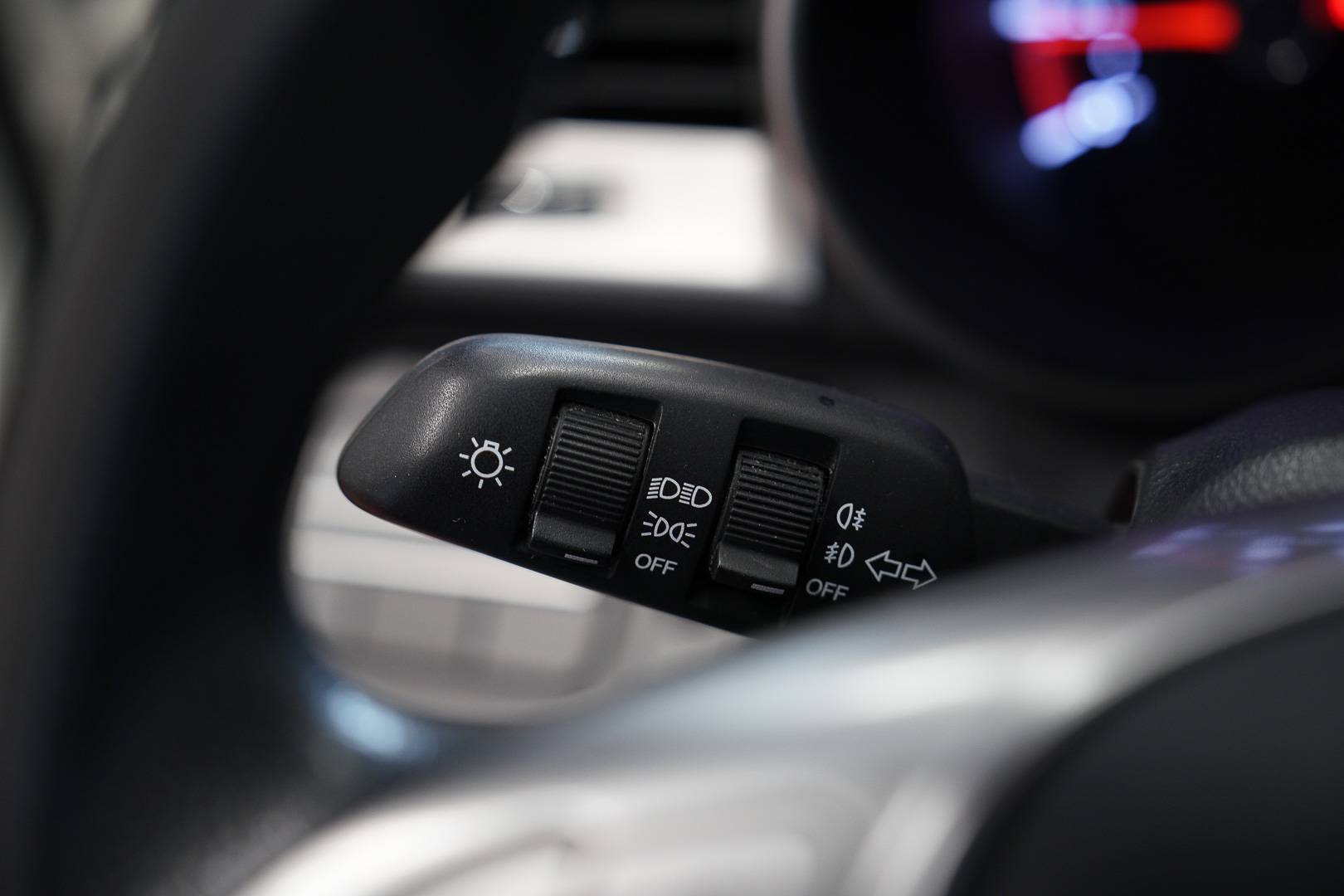 Auto Venduta - SSANGYONG Tivoli Tivoli 1.6 Be Visual Hot 2wd auto usata in pronta consegna - Brandini