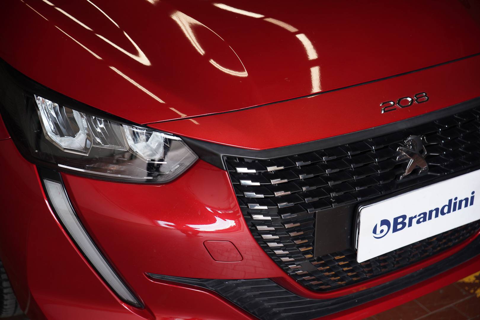 PEUGEOT 208 - Foto 4