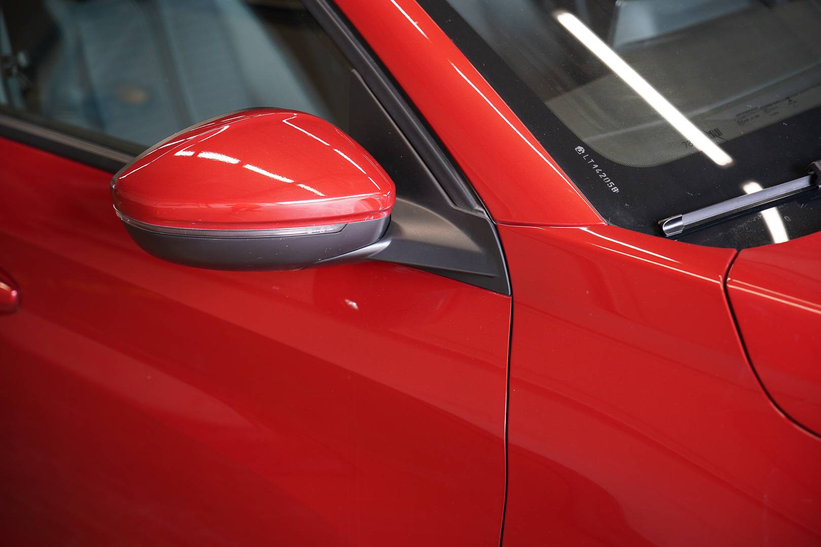 PEUGEOT 208 - Foto 5