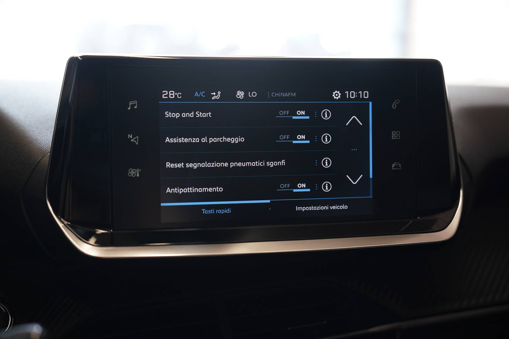 PEUGEOT 208 - Foto 15