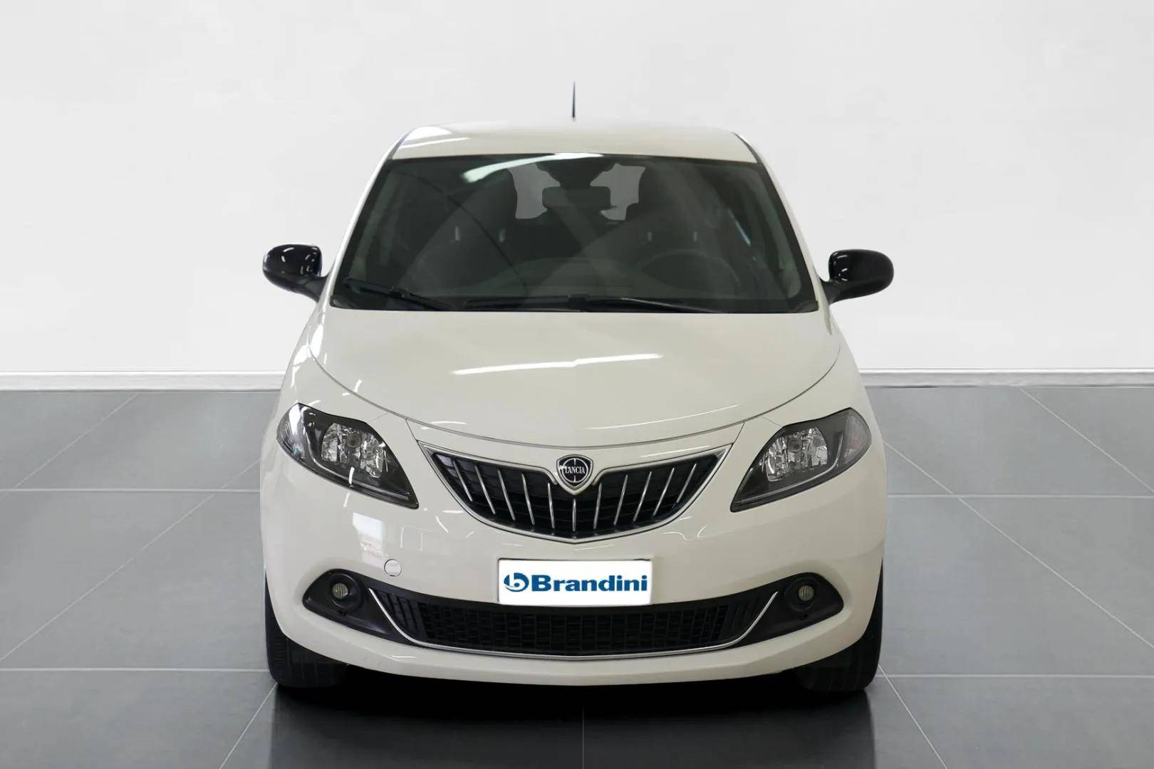 LANCIA Ypsilon - Foto 2