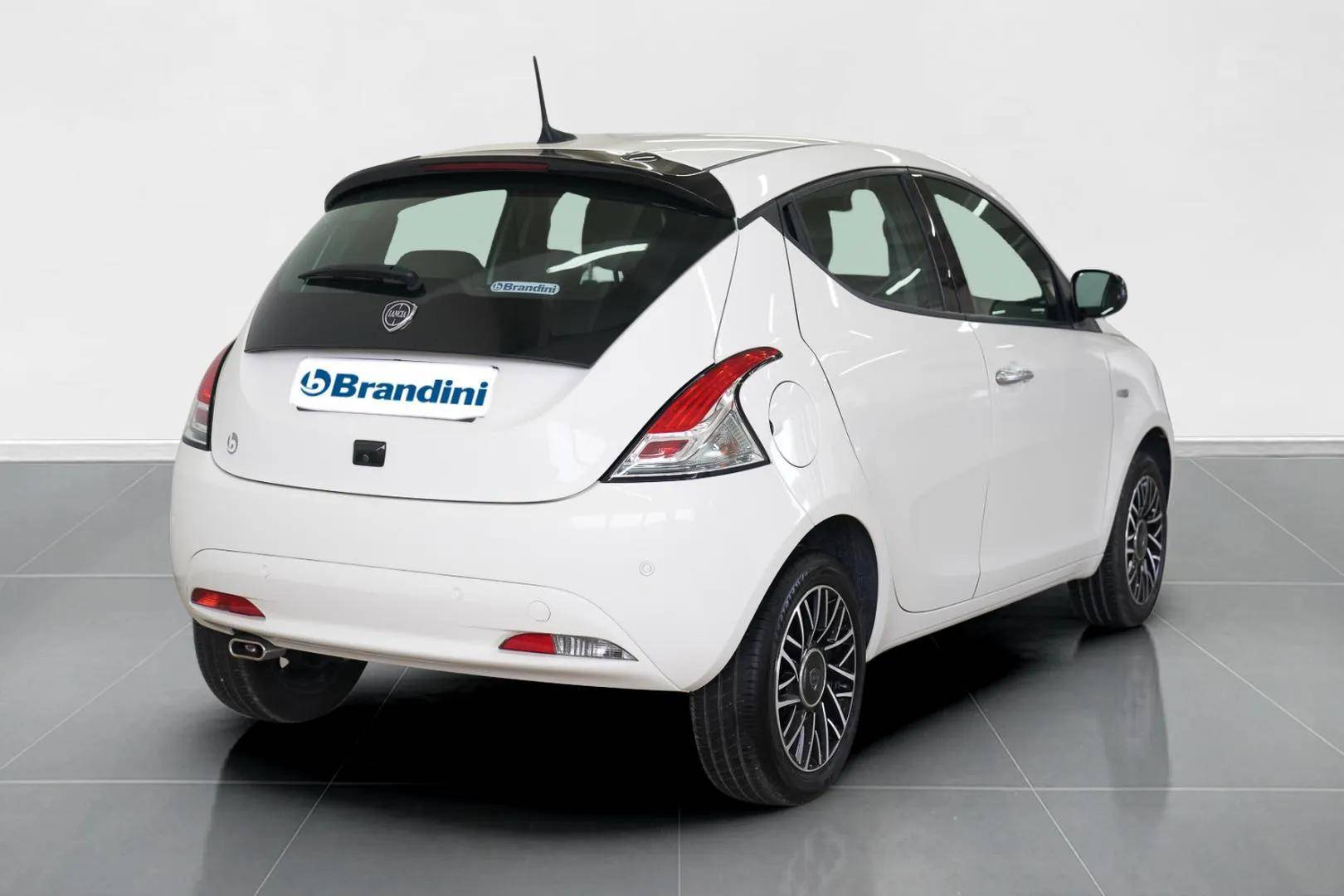 LANCIA Ypsilon - Foto 8