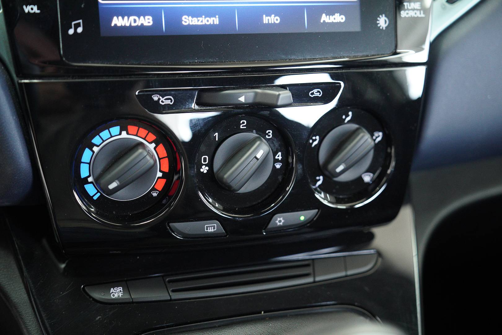 LANCIA Ypsilon - Foto 18