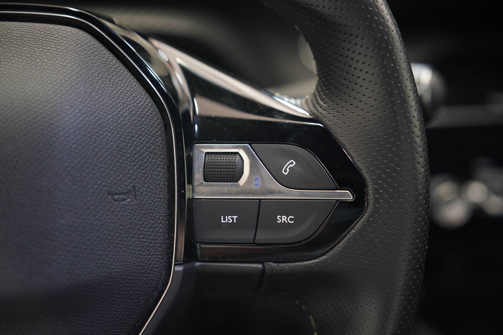 PEUGEOT 208 - Foto 13