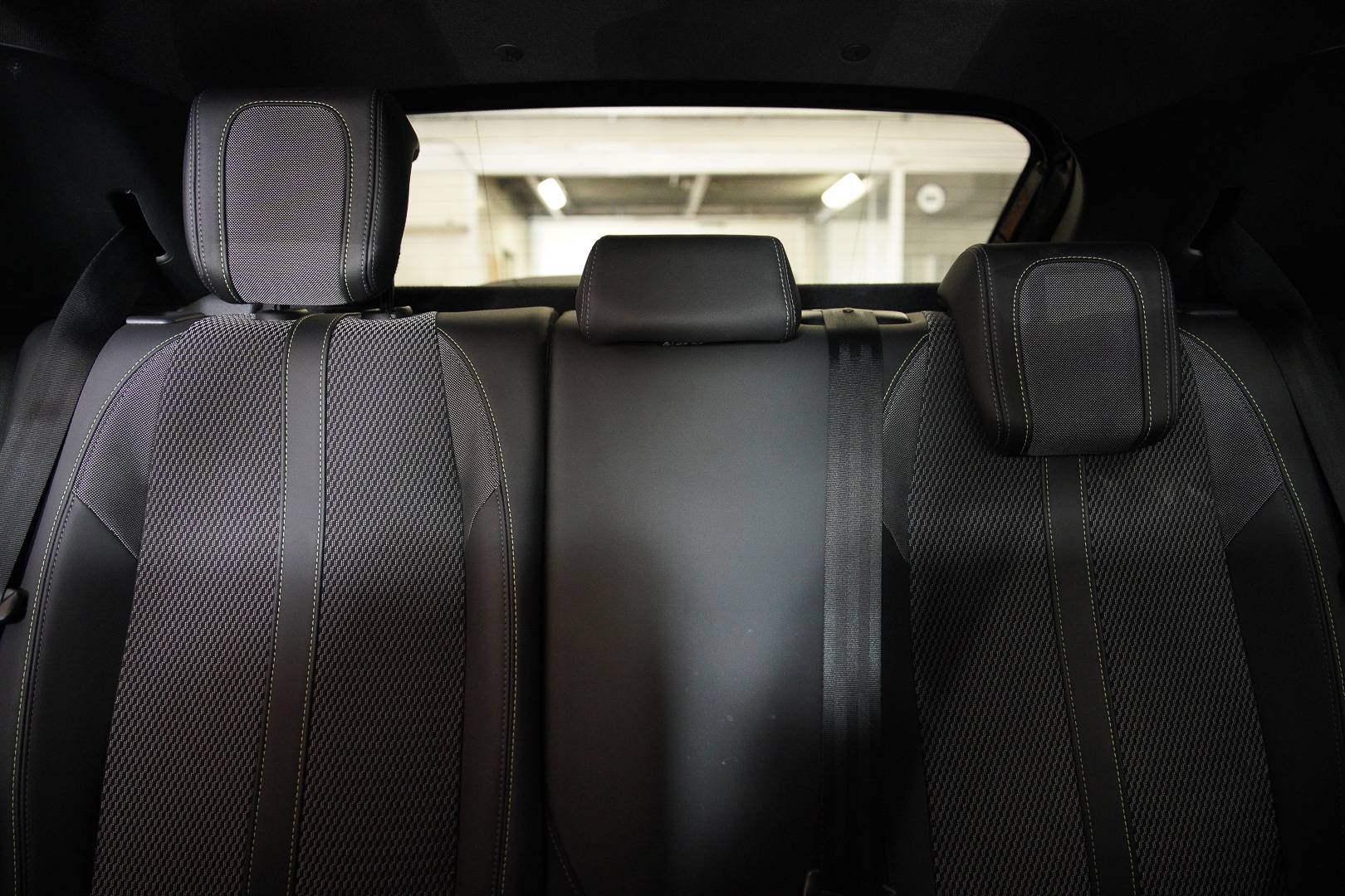 PEUGEOT 208 - Foto 24