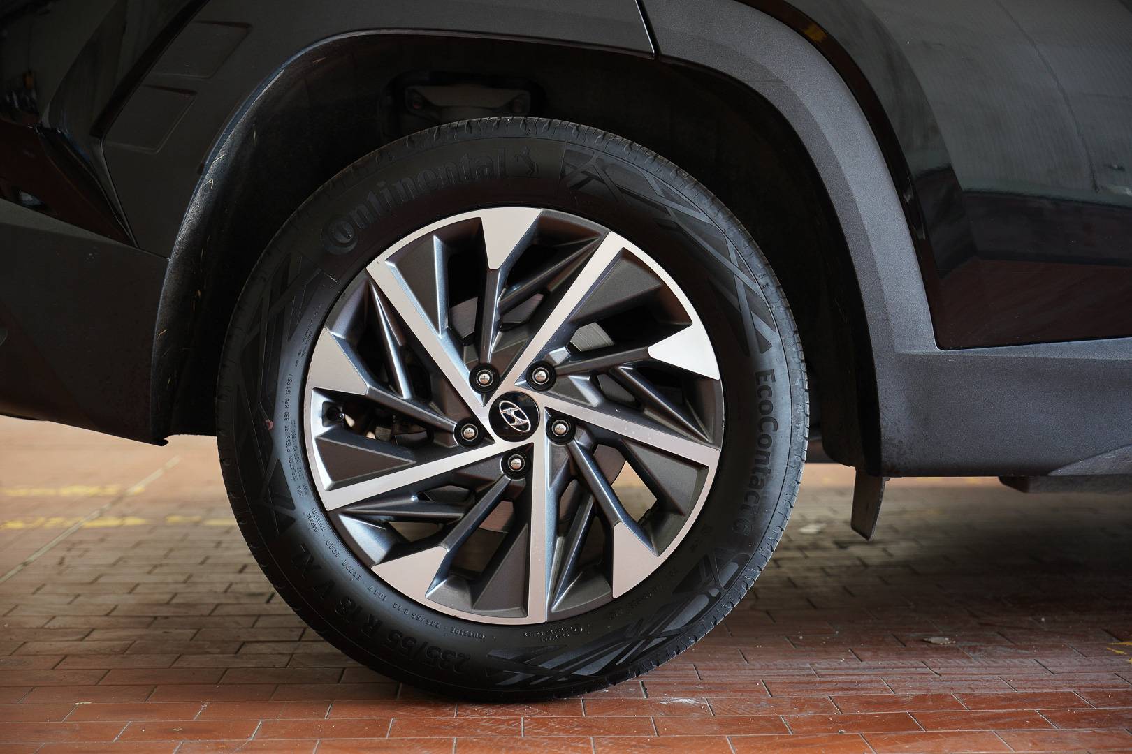HYUNDAI Tucson - Foto 6