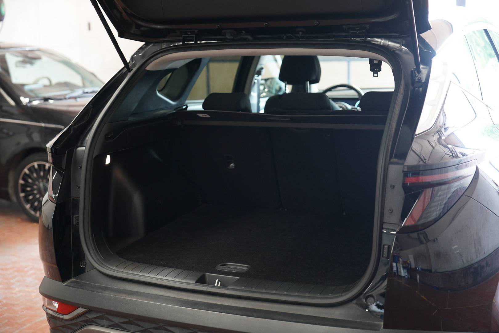 HYUNDAI Tucson - Foto 8
