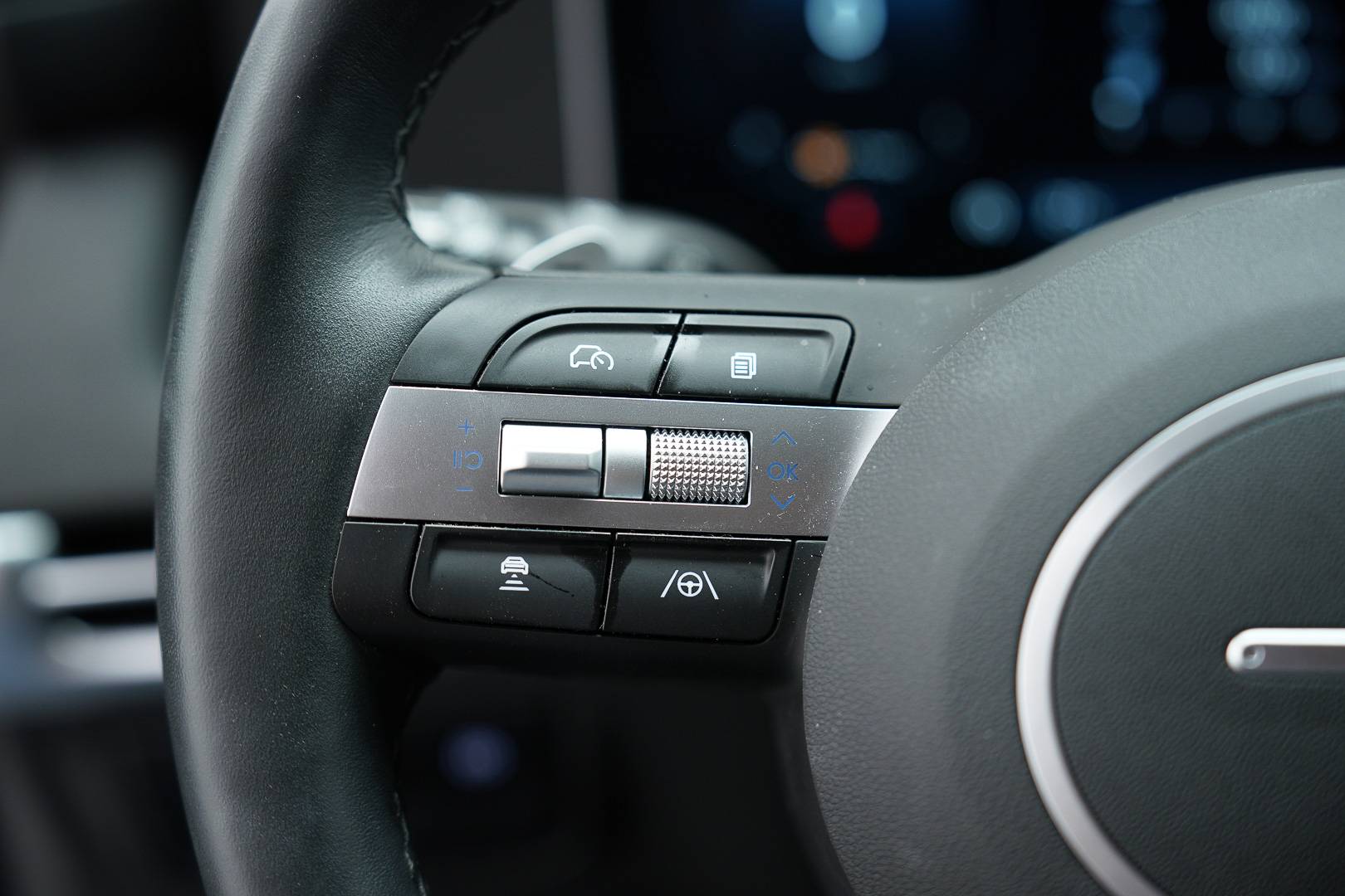 HYUNDAI Tucson - Foto 12