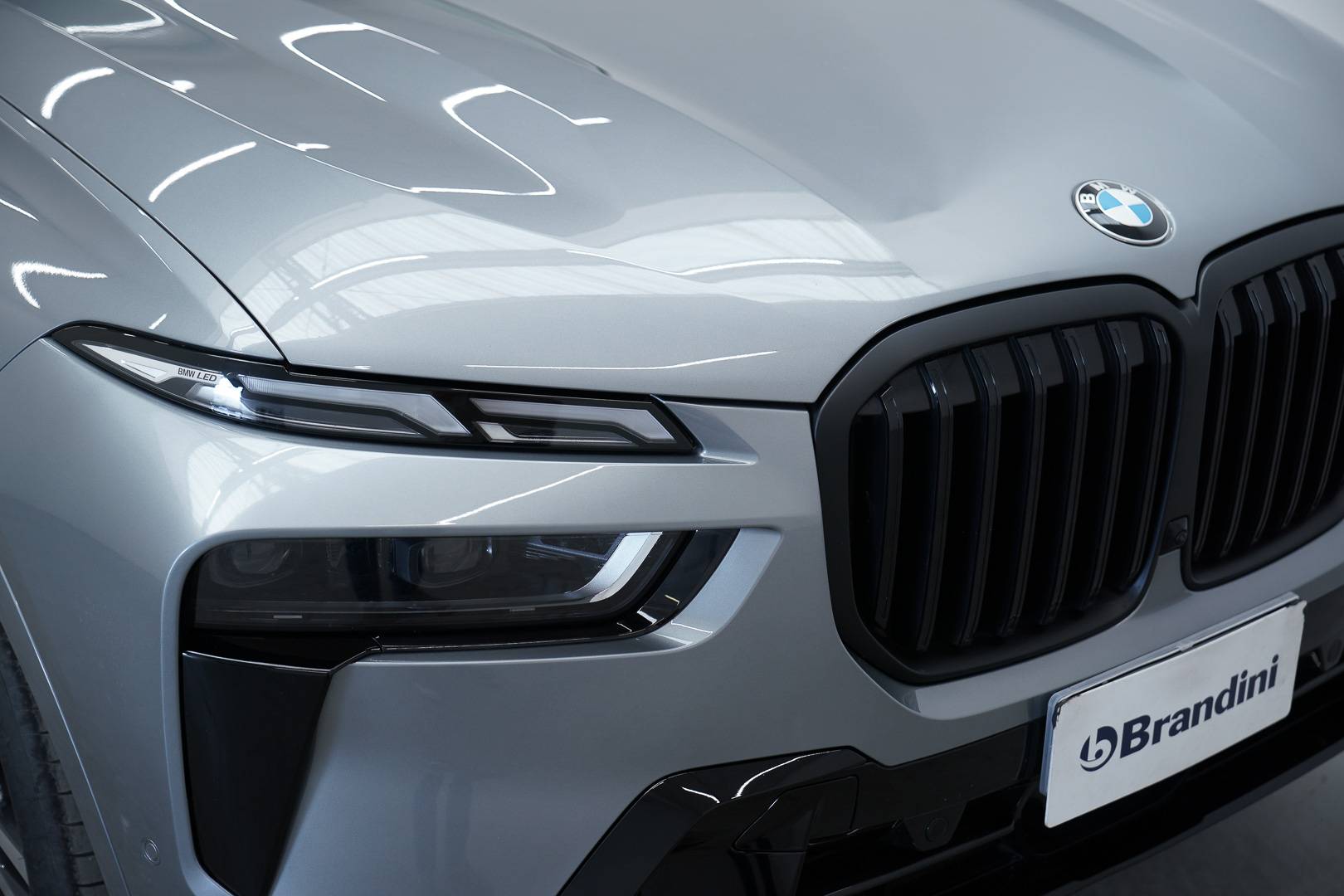 BMW X7 - Foto 4