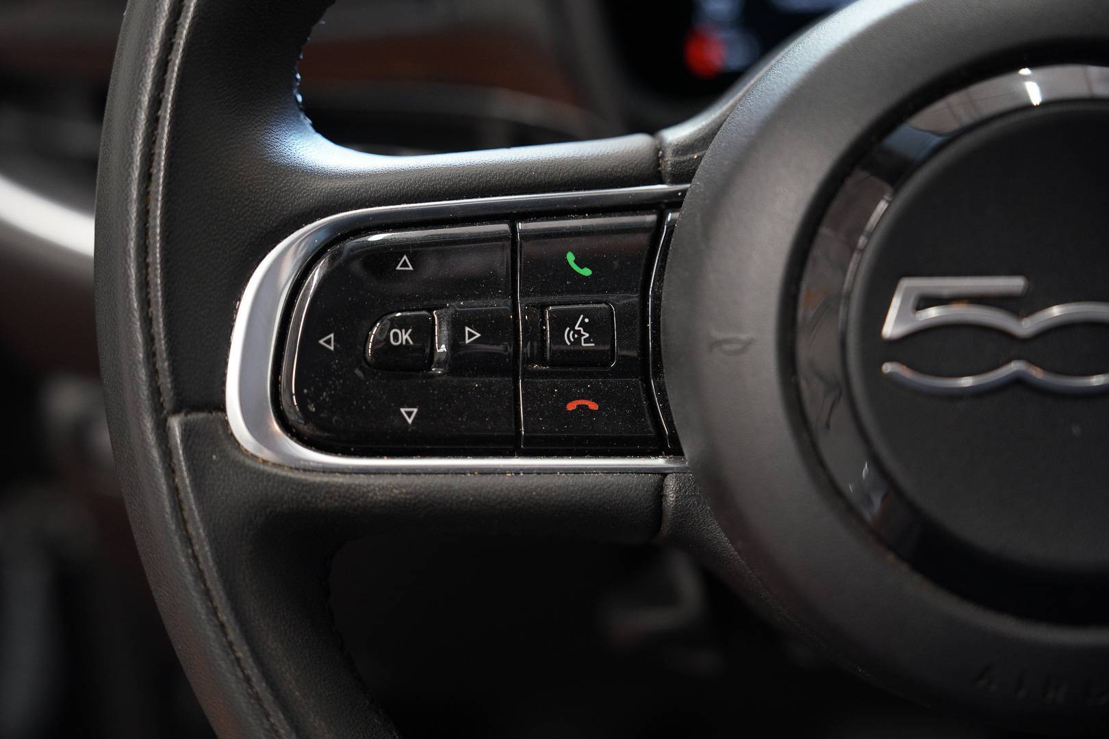 FIAT 500e - Foto 11
