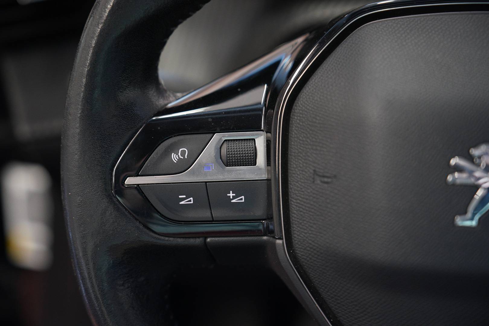 PEUGEOT 2008 - Foto 11