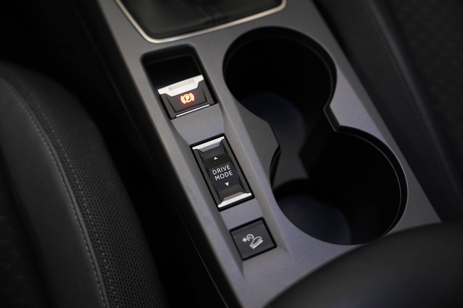 PEUGEOT 2008 - Foto 18