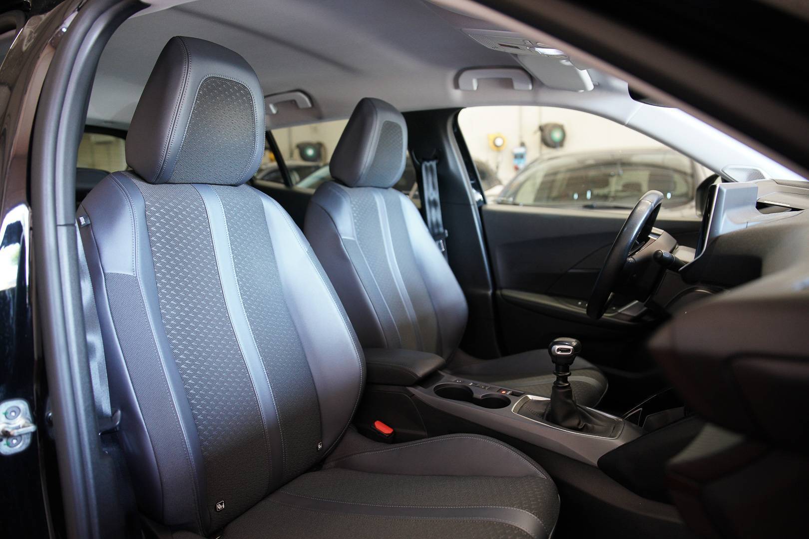 PEUGEOT 2008 - Foto 20