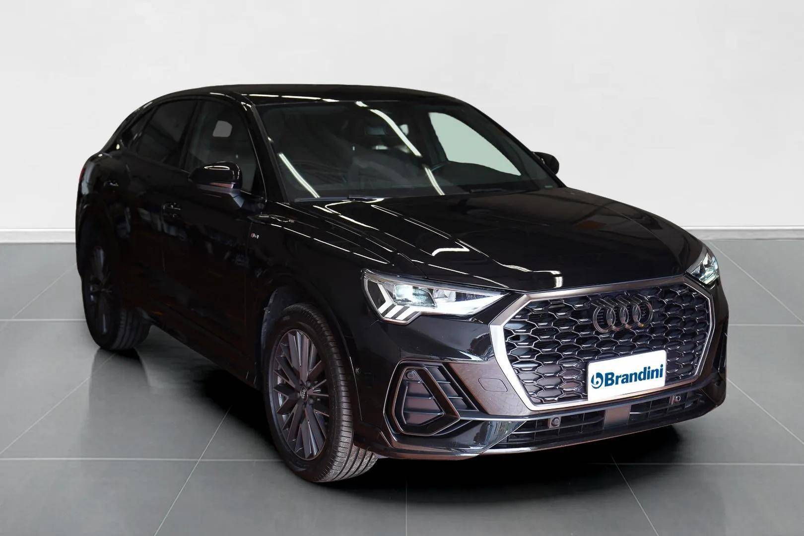 AUDI Q3 - Foto 3