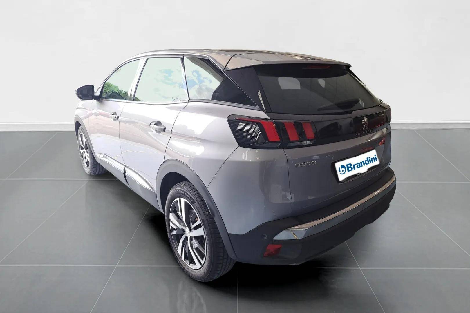 PEUGEOT 3008 3008 1.5 bluehdi Allure Pack s&s 130cv eat8 usata in pronta consegna - Brandini