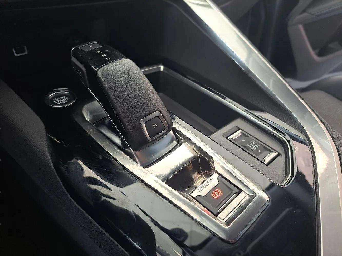 PEUGEOT 3008 3008 1.5 bluehdi Allure Pack s&s 130cv eat8 usata in pronta consegna - Brandini