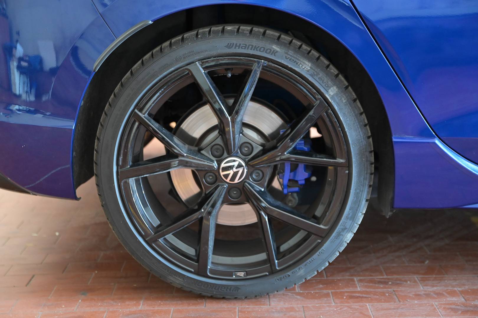 VOLKSWAGEN Golf Golf 2.0 tsi R 20 Years 4motion 333cv dsg usata in pronta consegna - Brandini