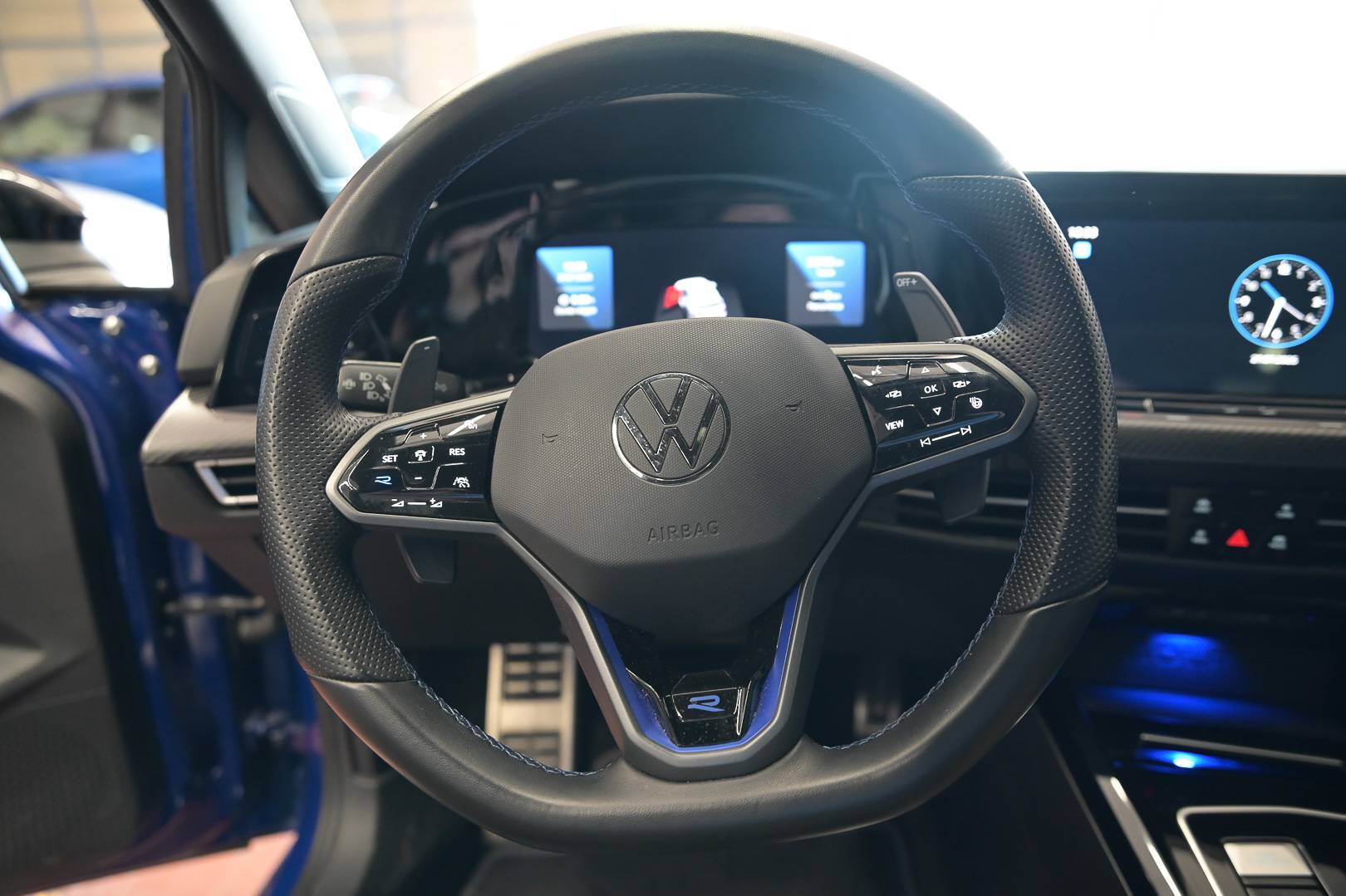 VOLKSWAGEN Golf Golf 2.0 tsi R 20 Years 4motion 333cv dsg usata in pronta consegna - Brandini