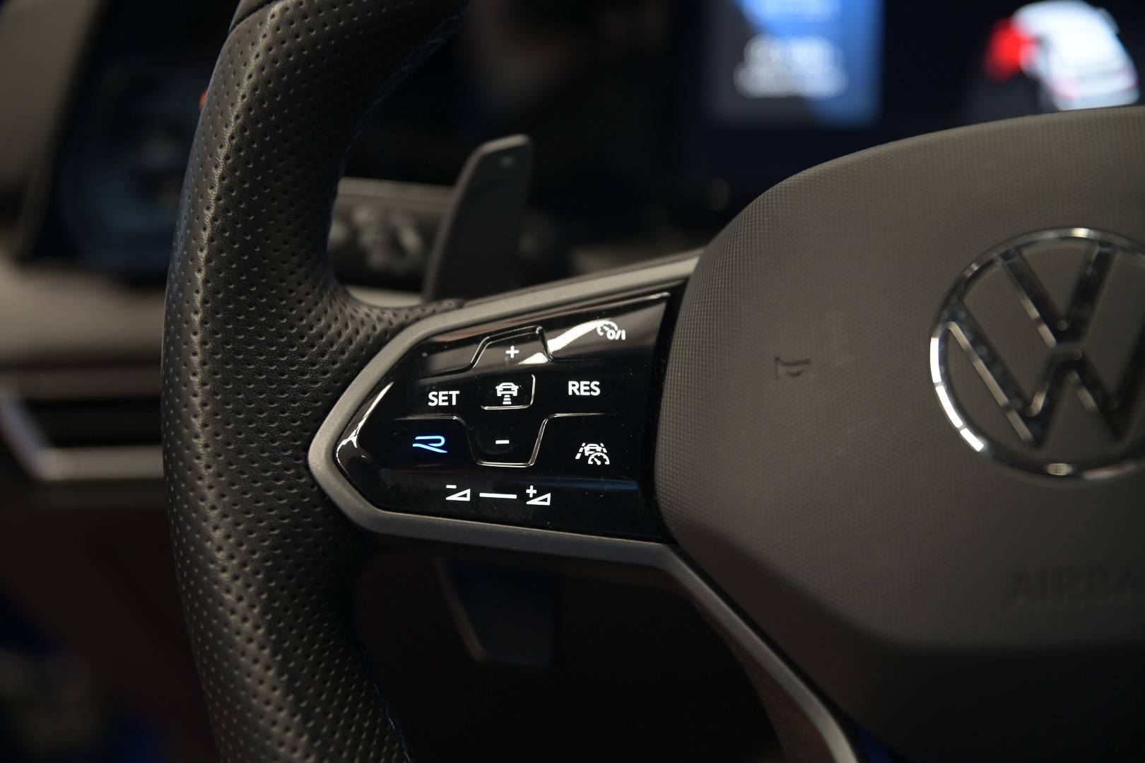 VOLKSWAGEN Golf Golf 2.0 tsi R 20 Years 4motion 333cv dsg usata in pronta consegna - Brandini