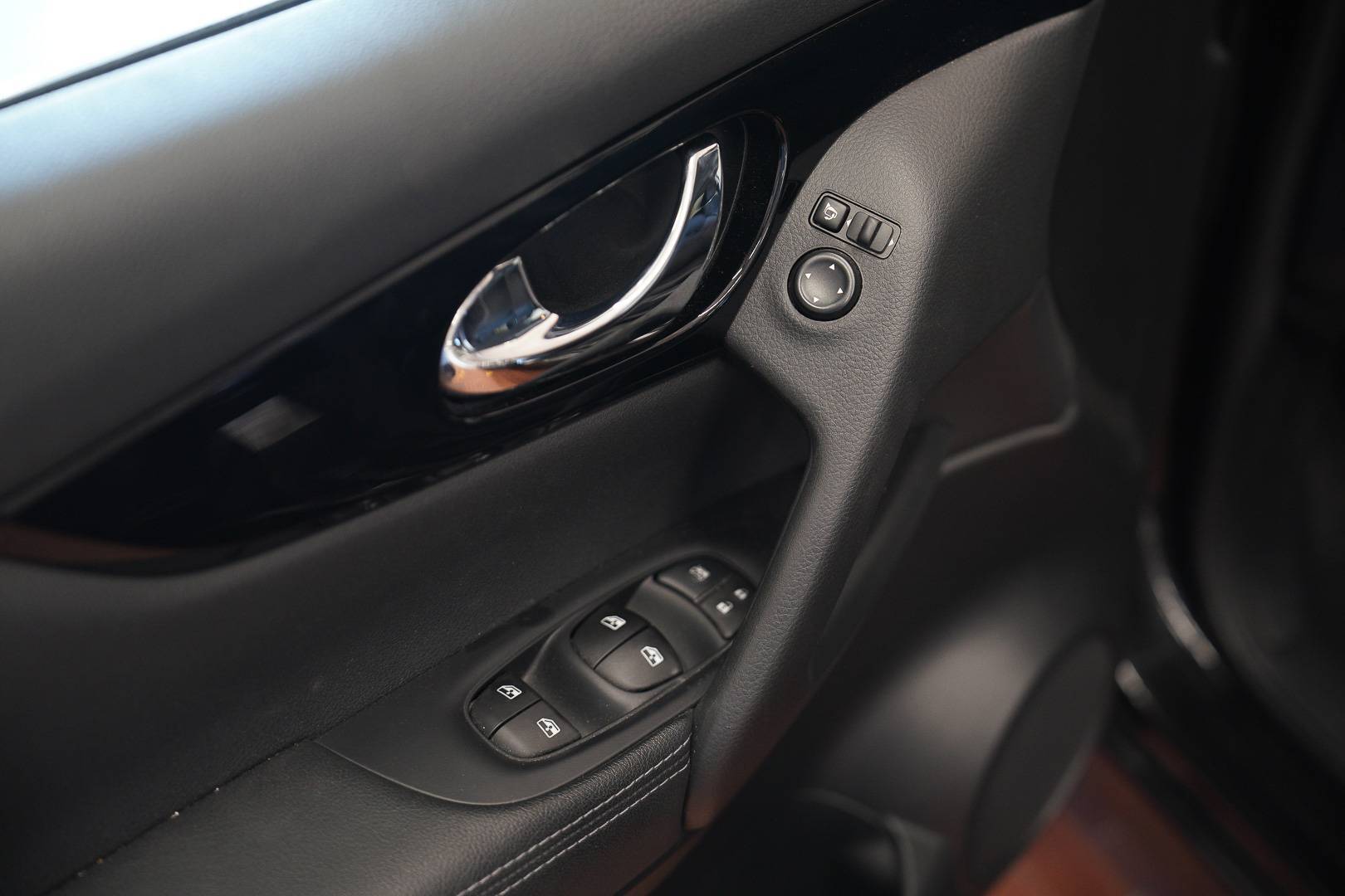 NISSAN Qashqai - Foto 9