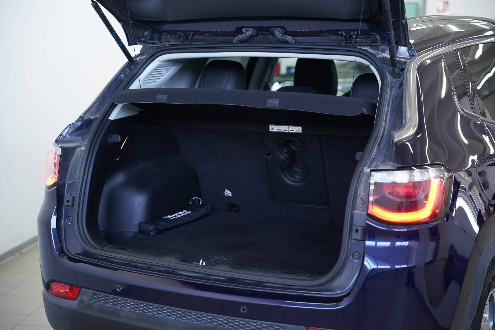 JEEP Compass - Foto 8