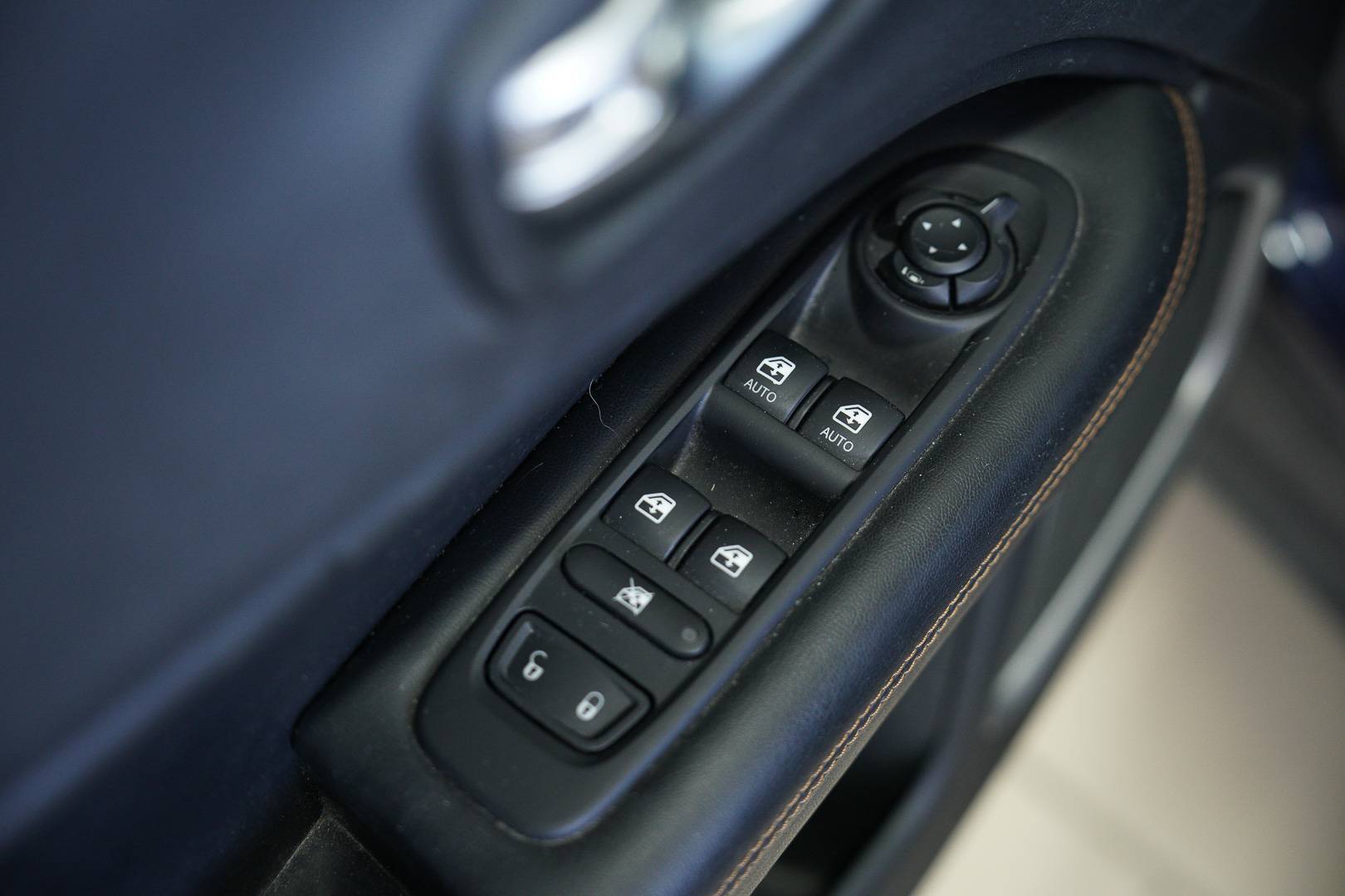 JEEP Compass - Foto 9