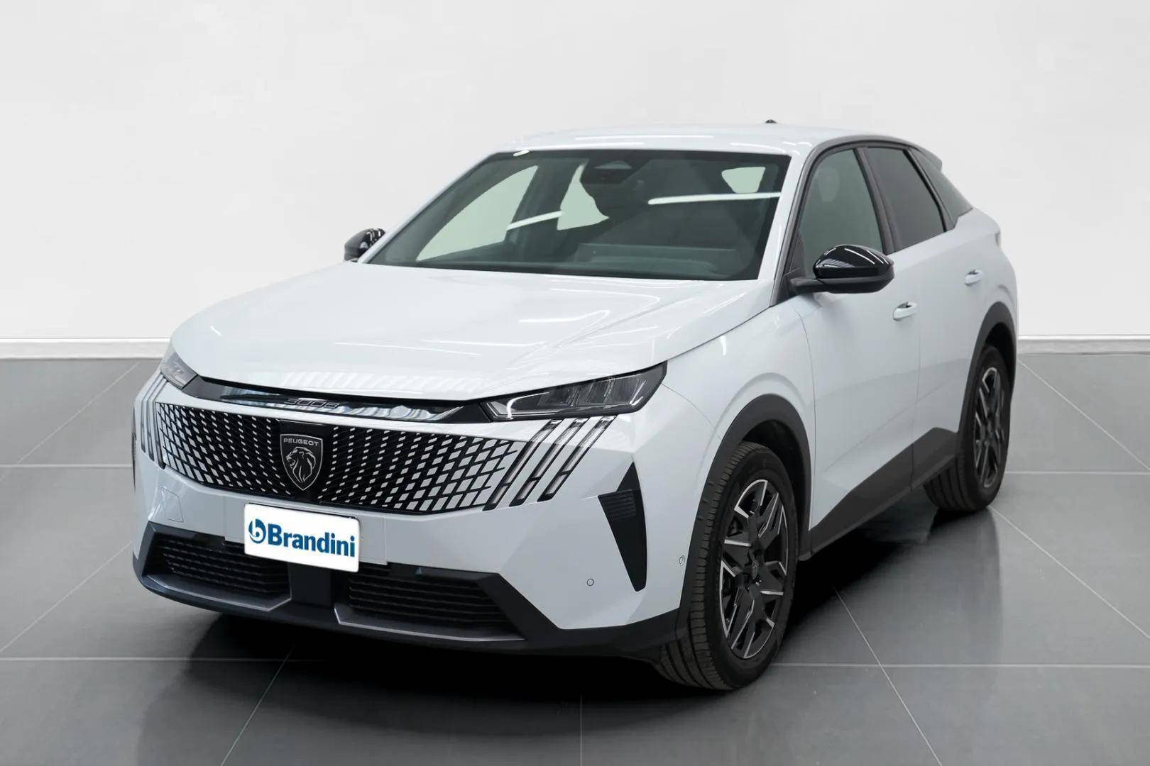 Auto Venduta - PEUGEOT 3008 3008 1.2 hybrid Allure 136cv e-dcs6 usata in pronta consegna - Brandini