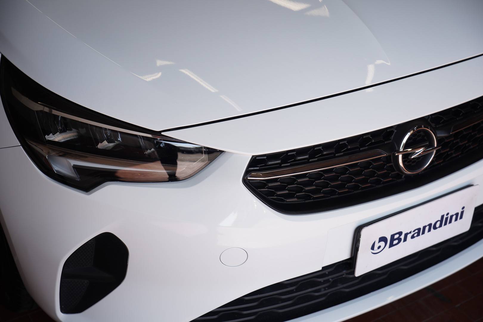 OPEL Corsa - Foto 4