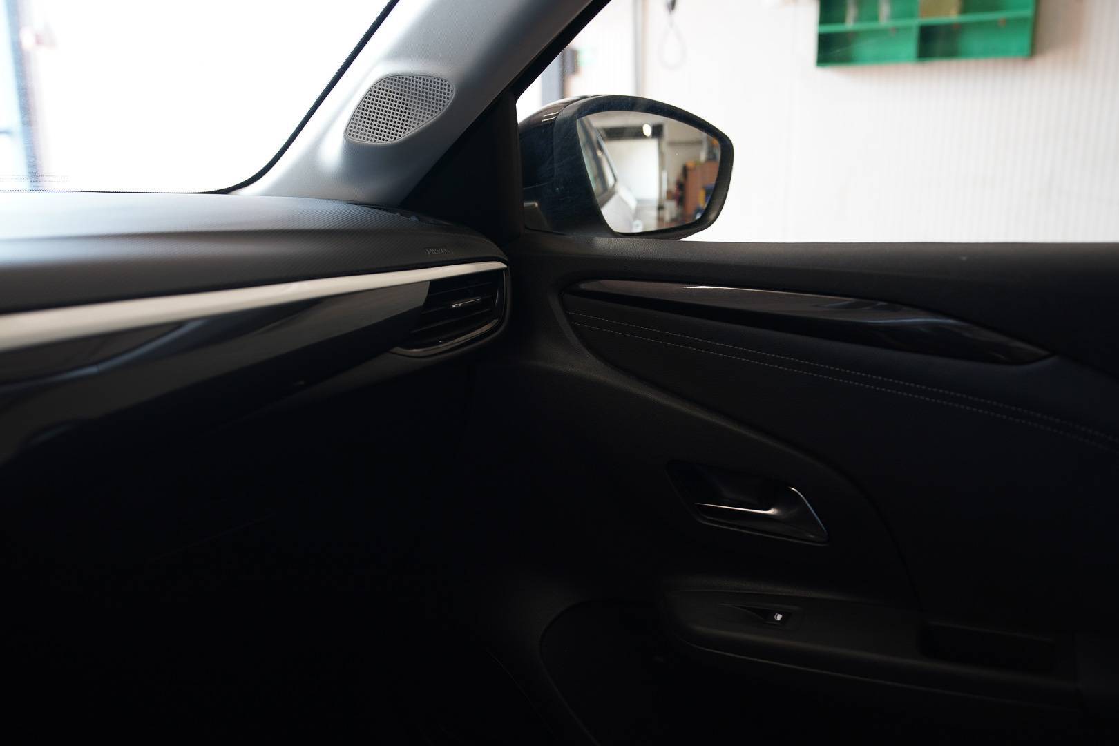 OPEL Corsa - Foto 19