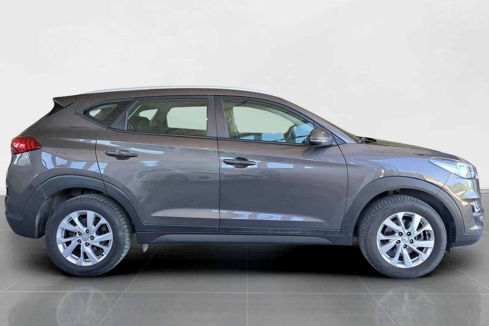 HYUNDAI Tucson - Foto 4