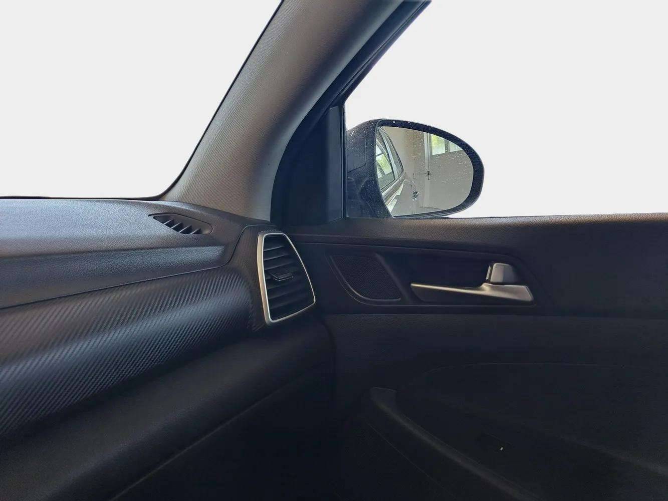HYUNDAI Tucson - Foto 14