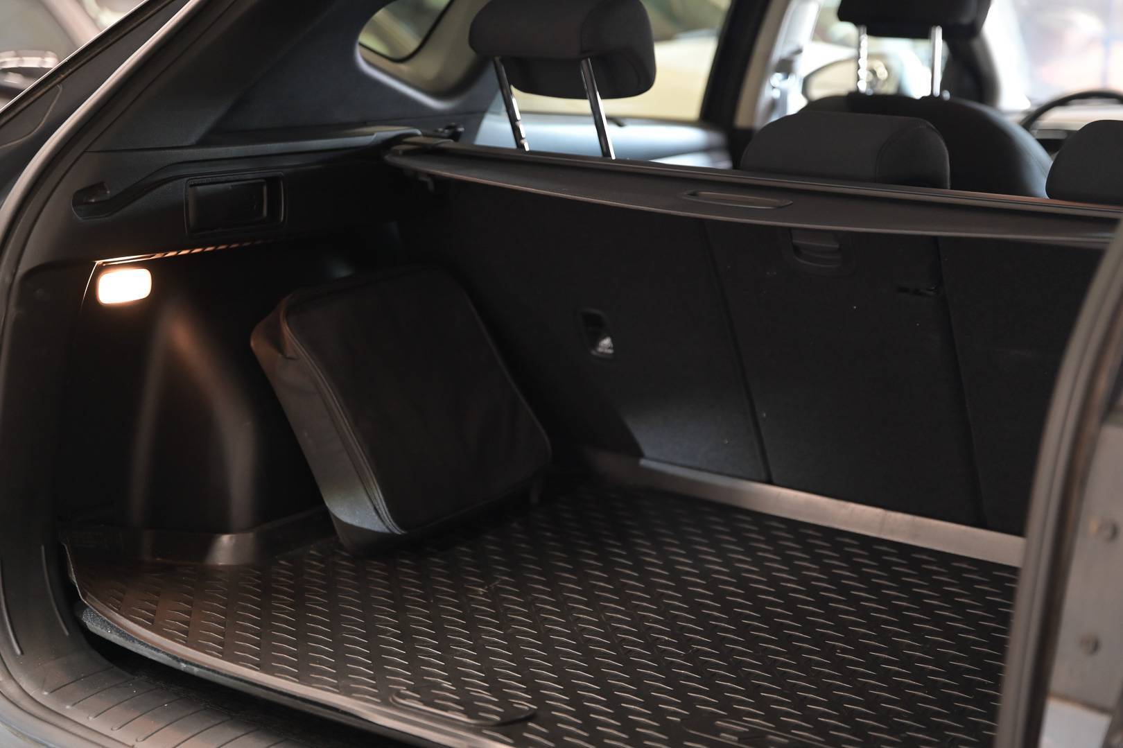 HYUNDAI Tucson - Foto 5