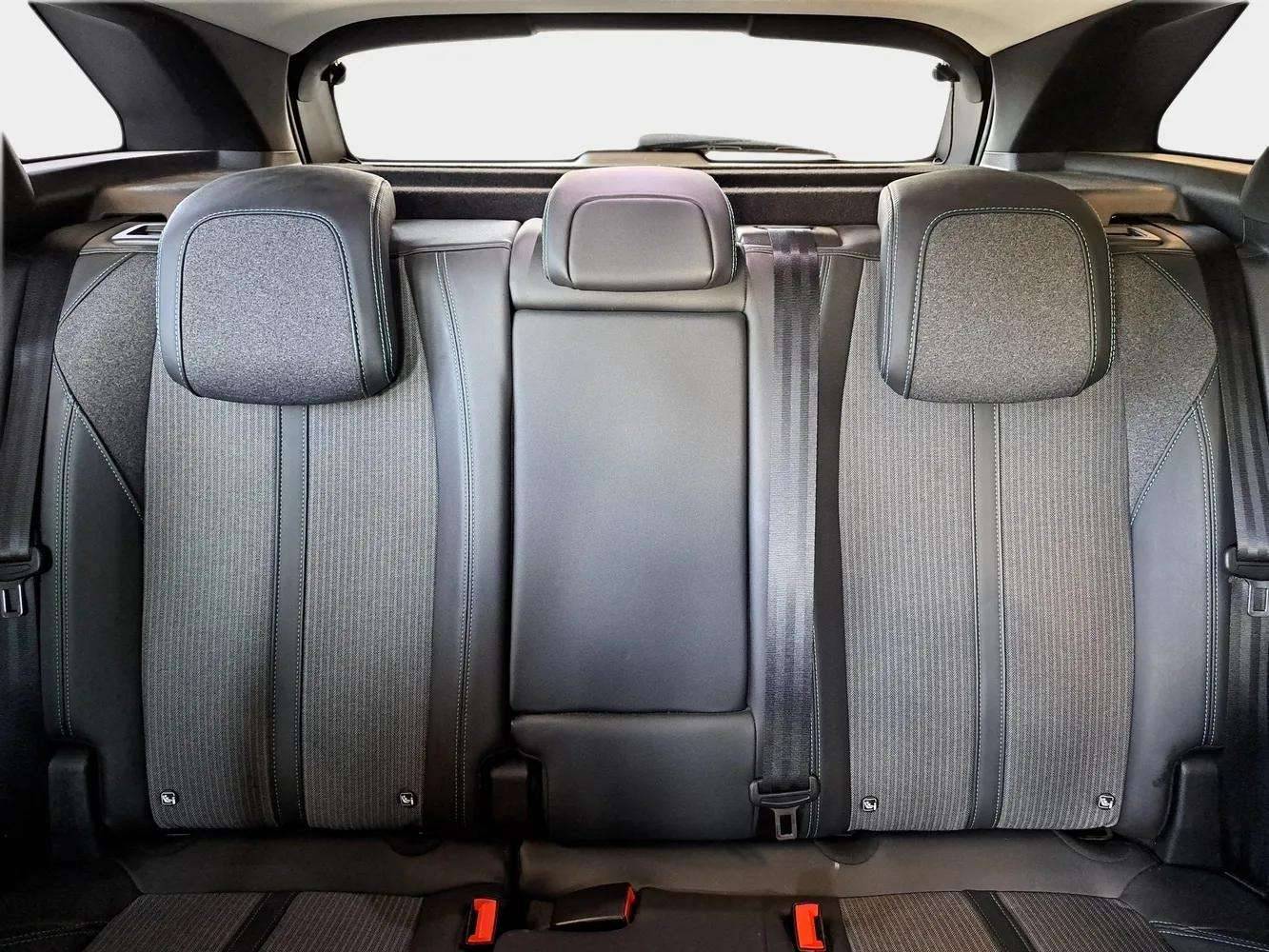 PEUGEOT 3008 - Foto 20