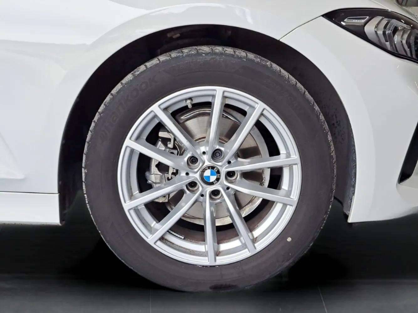 BMW Serie 3 Touring - Foto 28