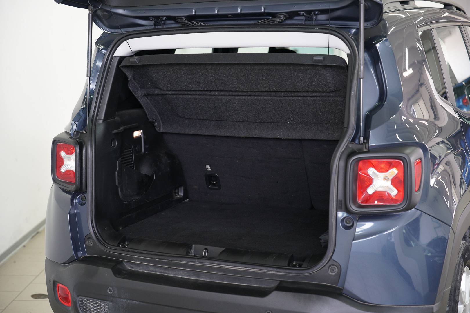 Auto Venduta - JEEP Renegade Renegade 1.5 turbo t4 mhev Limited 2wd 130cv dct usata in pronta consegna - Brandini