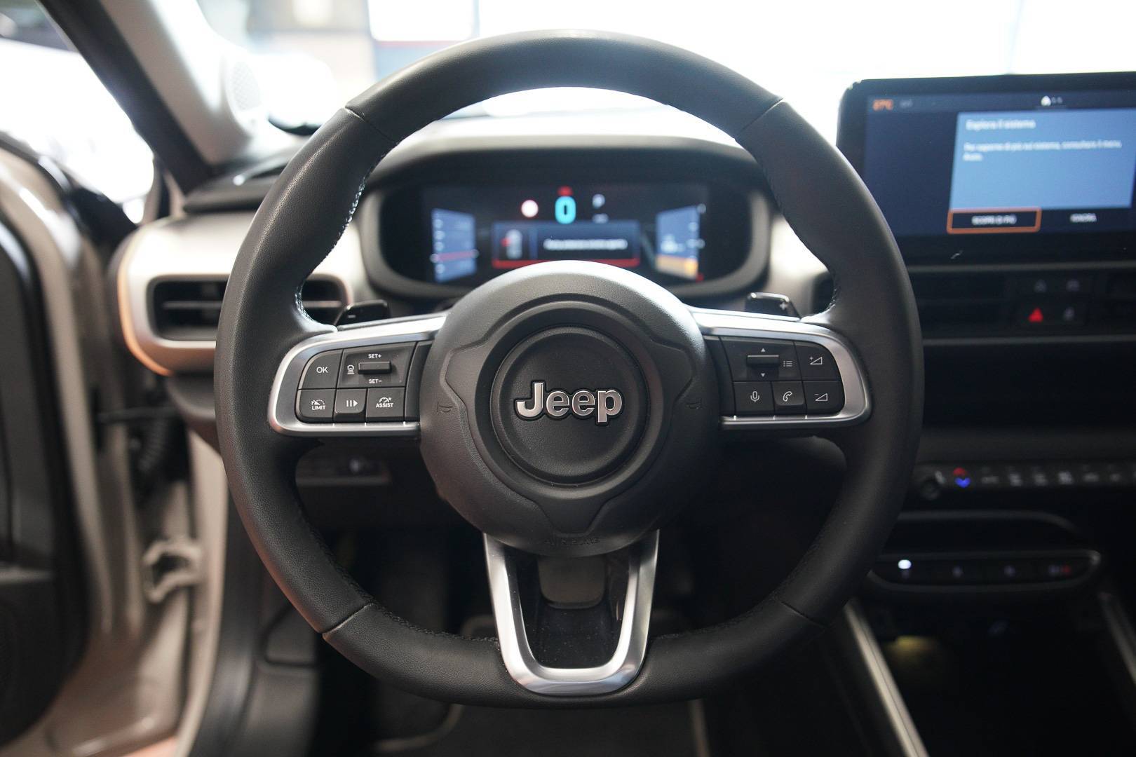 Auto Venduta - JEEP Avenger Avenger 1.2 turbo e-hybrid Summit fwd 100cv edct6 usata in pronta consegna - Brandini
