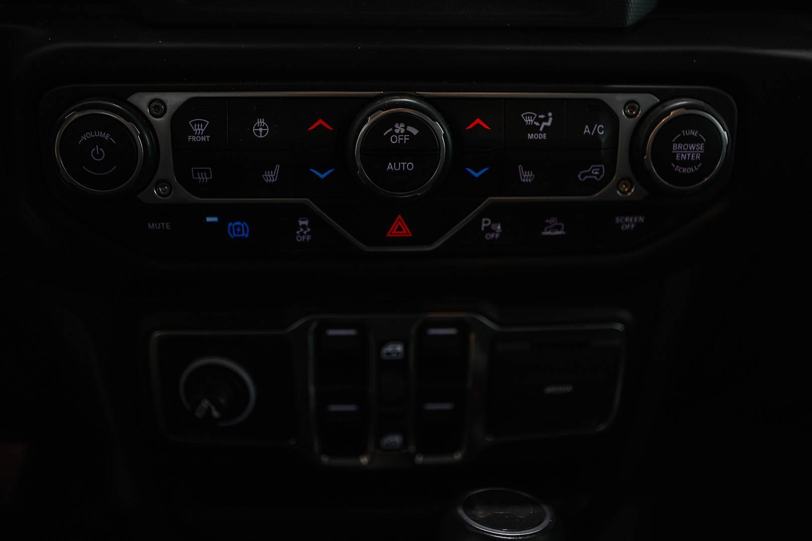 Auto Venduta - JEEP Wrangler Wrangler Unlimited 2.0 atx phev Sahara 4xe auto usata in pronta consegna - Brandini
