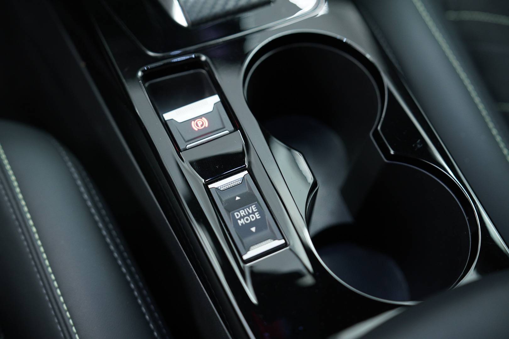 PEUGEOT 208 - Foto 20