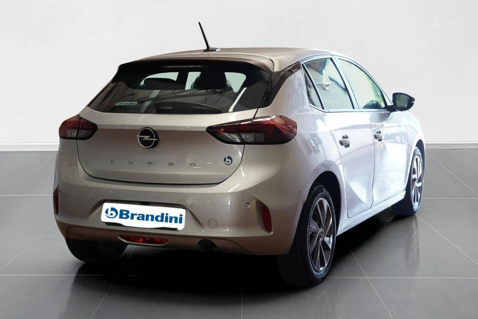 OPEL Corsa - Foto 7