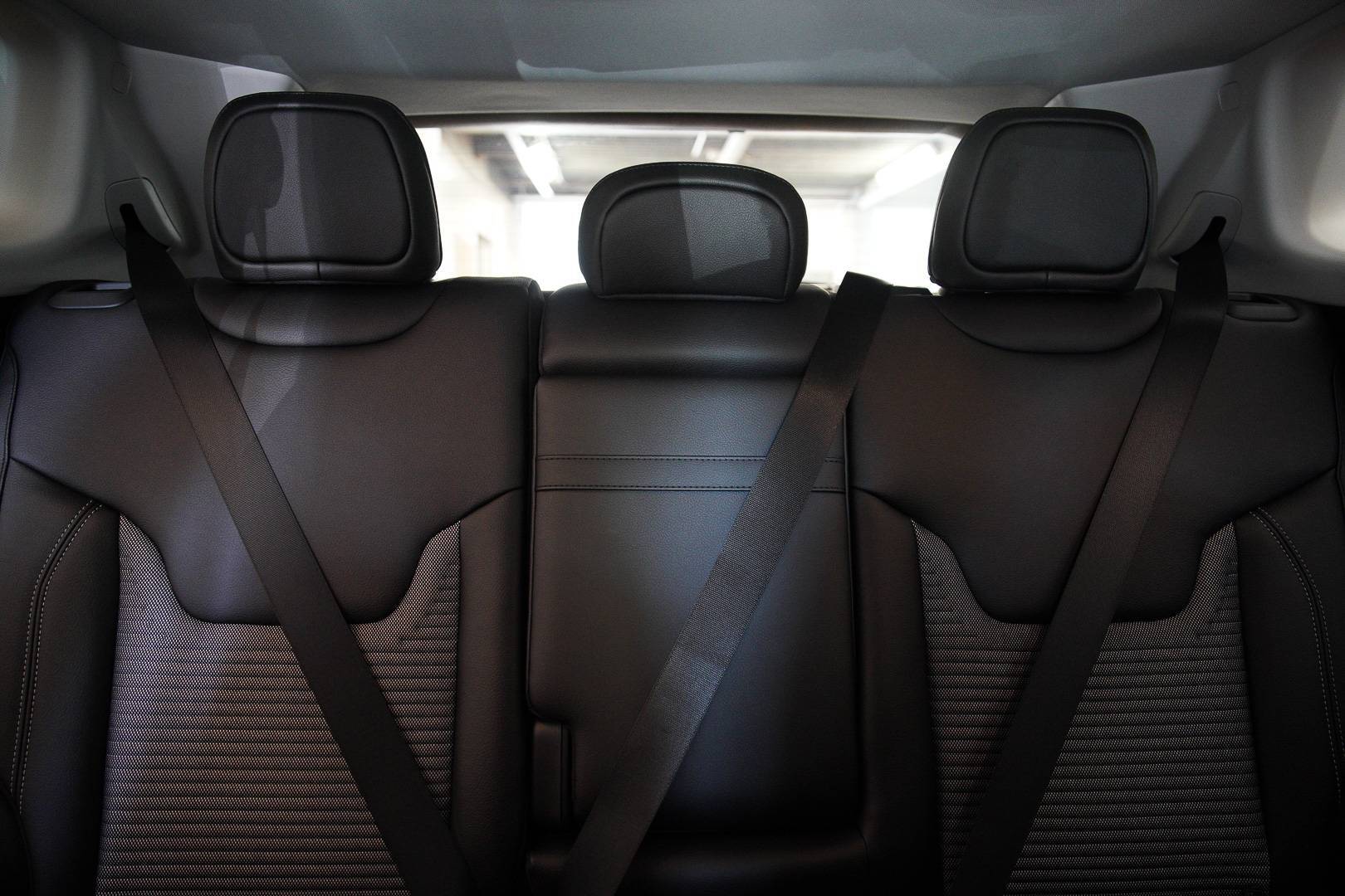JEEP Compass - Foto 22